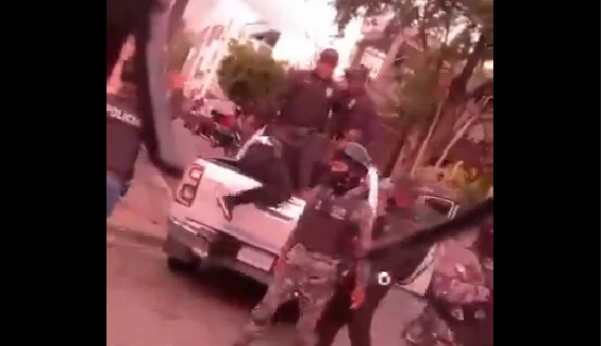 Video Policía que ultimó a dos presuntos delincuentes tenía relación con uno, según informe