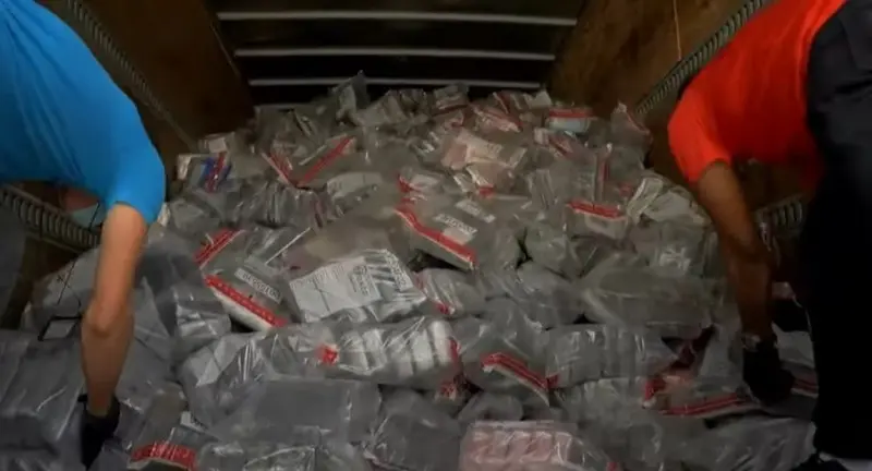 DNCD confisca 4.54 kg de cocaína en maleta de pasajero