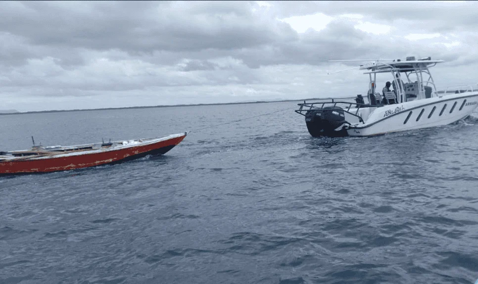 Armada captura embarcaciones haitianas  en Pedernales