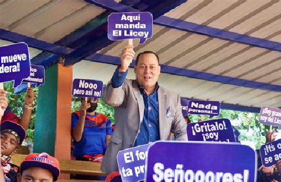 Nueva York reconocen a Franklin Mirabal como el mejor narrador latino