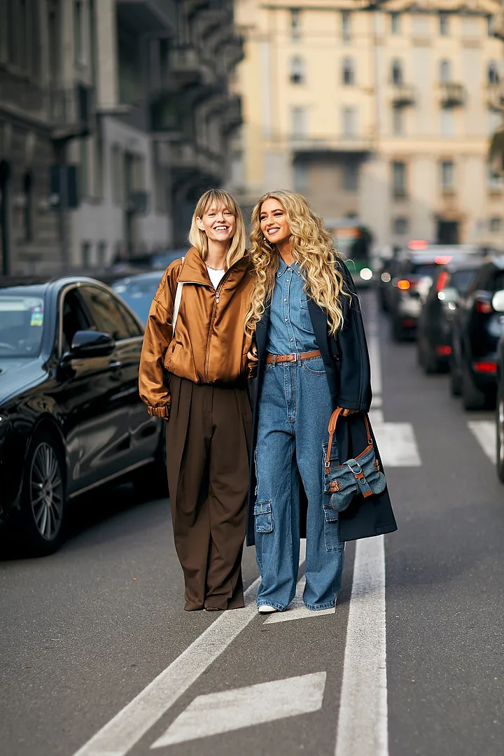 Los 4 pantalones en tendencia esta primavera y qué zapatos usar con ellos