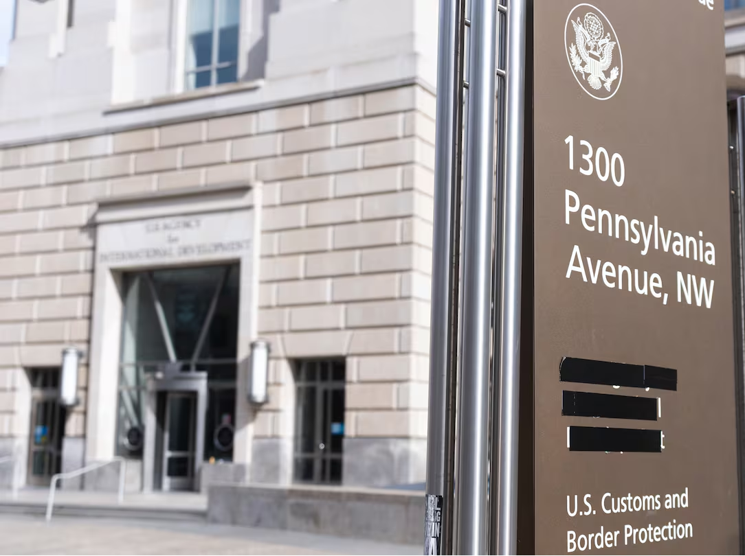 Trump realiza despidos masivos en USAID