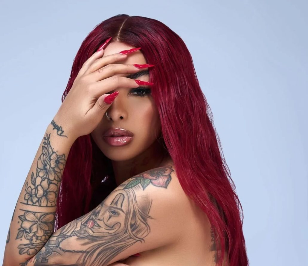 Yailin la Más Viral muestra su anillo de diamantes: “Fue mi noviecito”