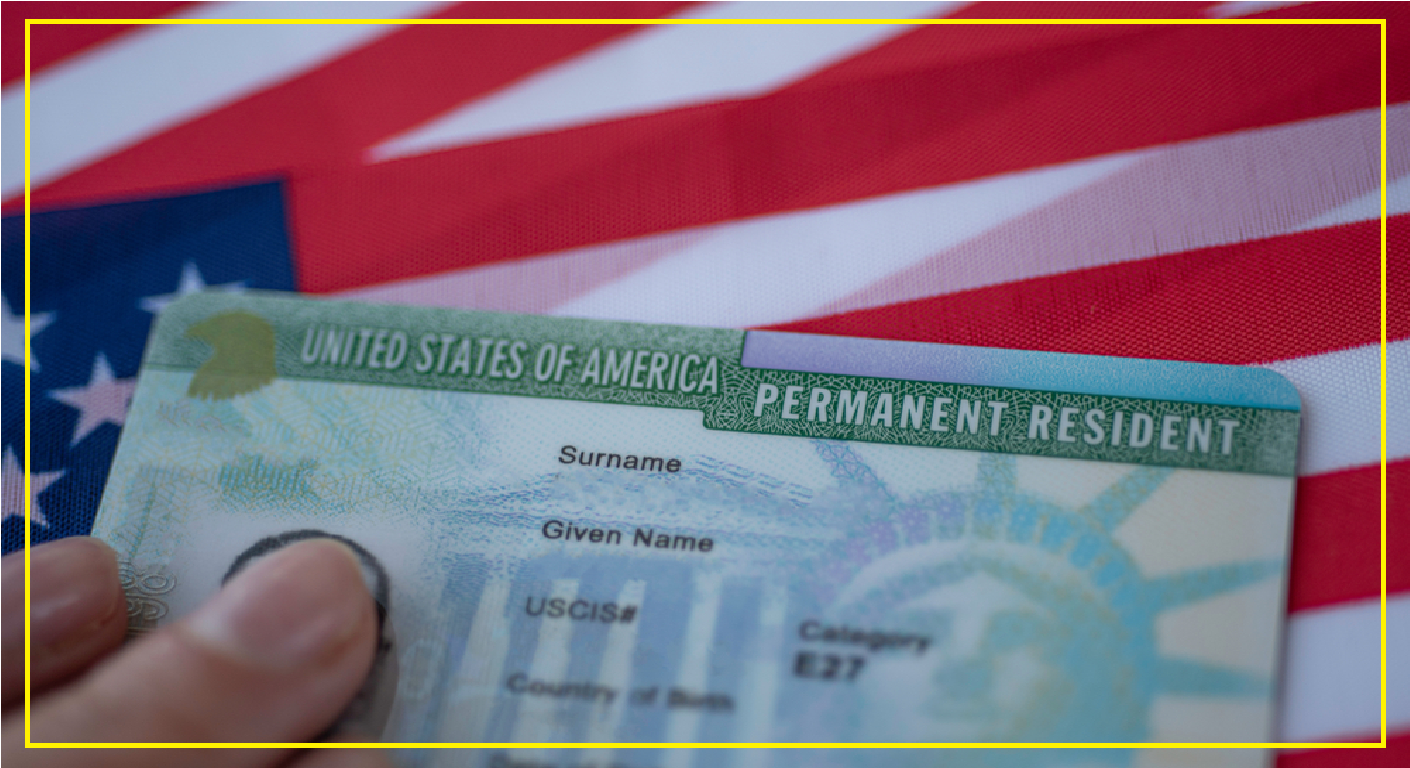 USCIS ahora analizará tus redes sociales para aprobar o negar la Green Card