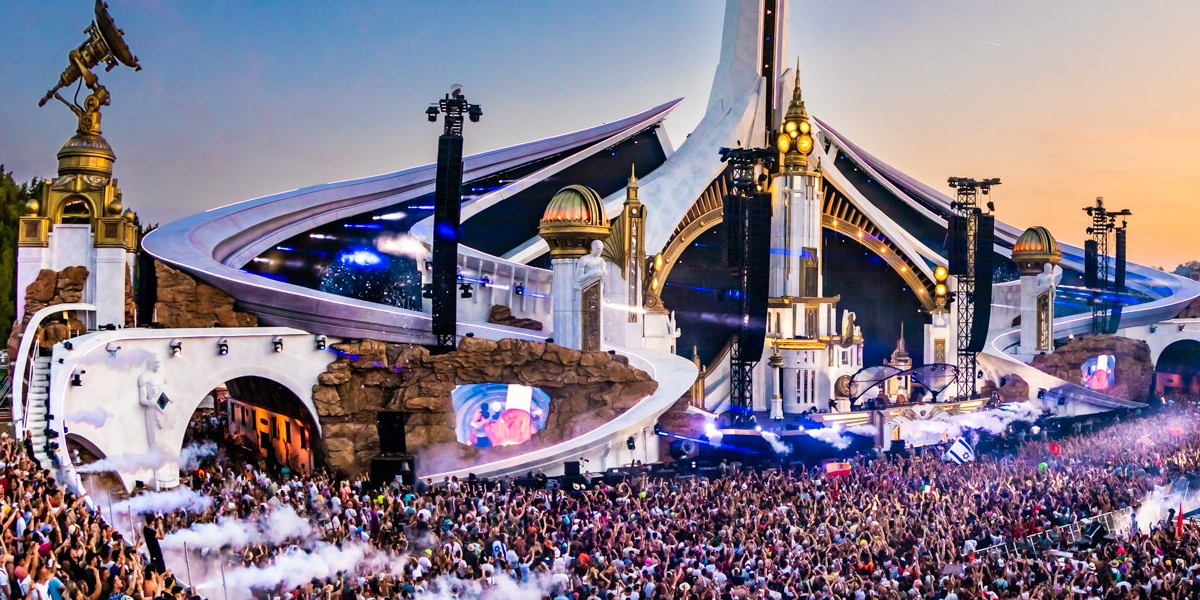 Tomorrowland 2025 sorprende : festival continúa con vibras positivas