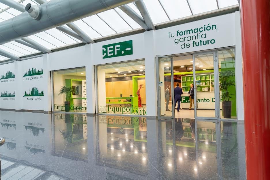 CEF.- Santo Domingo y el MESCyT impulsan el talento dominicano con 104 becas de maestría